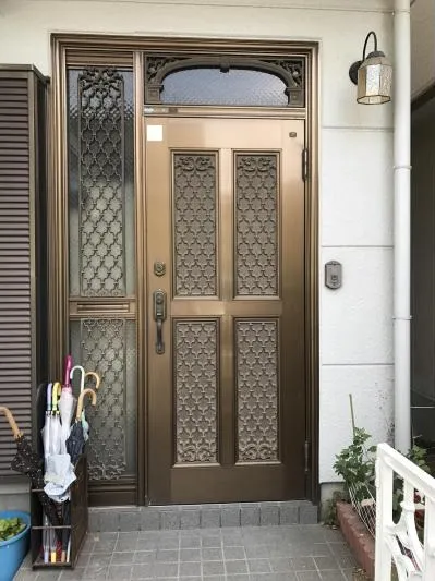 施工前ドア
